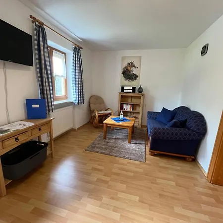 Jansen Apartment *